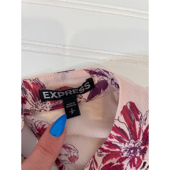 Express Pink Floral Bell Sleeve BLouse & Animal Print Top Womens Bundle Size S - Picture 5 of 9